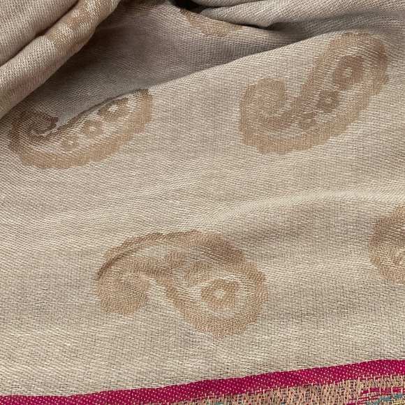 Pashmina 100% Pink Tan Paisley Scarf Wrap Grandma Cottage Romantic - Picture 4 of 6